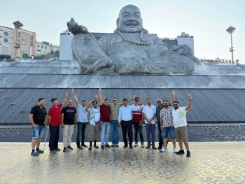 Hanoi flagpole thumb