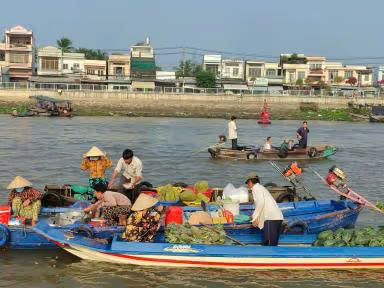 Floating market